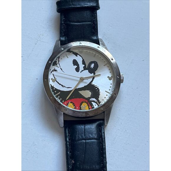 Limited Release Mickey Disneyland Resort Watch St Steel Back Black Leather Band - Picture 2 of 8